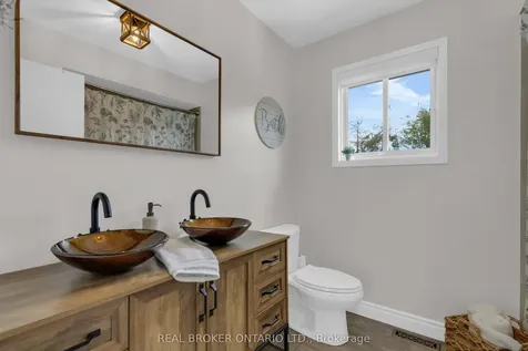 99 Highland Drive Oro-medonte ON L0L 2L0