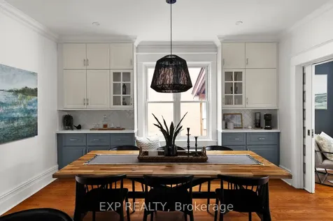 36 Sophia Street W Barrie ON L4N 1J3