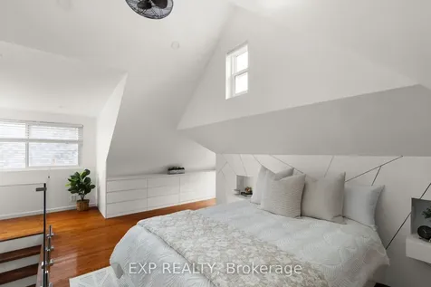 36 Sophia Street W Barrie ON L4N 1J3