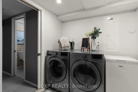 36 Sophia Street W Barrie ON L4N 1J3