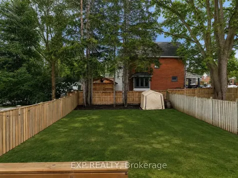 36 Sophia Street W Barrie ON L4N 1J3