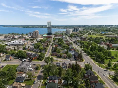 36 Sophia Street W Barrie ON L4N 1J3