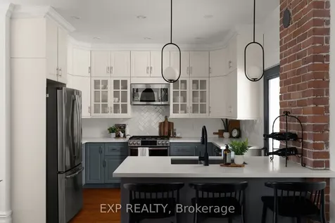 36 Sophia Street W Barrie ON L4N 1J3