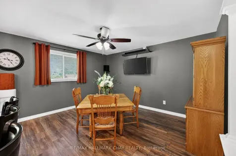 143 Emms Drive Barrie ON L4N 8H7