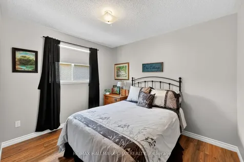 143 Emms Drive Barrie ON L4N 8H7