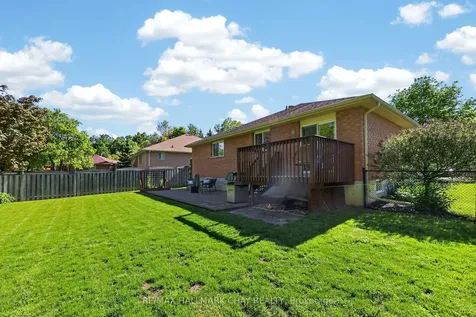 143 Emms Drive Barrie ON L4N 8H7