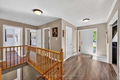 143 Emms Drive Barrie ON L4N 8H7