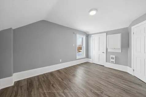 16 Albert Street N Orillia ON L3V 5K1