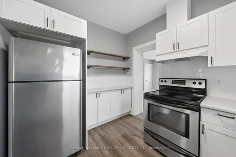 16 Albert Street N Orillia ON L3V 5K1