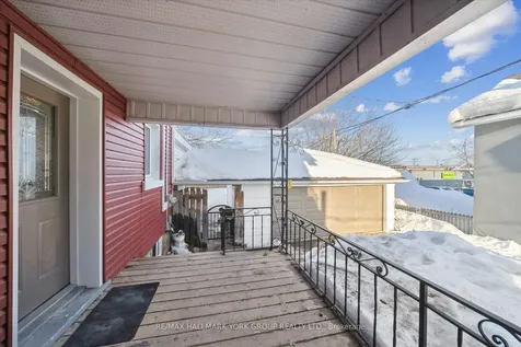 16 Albert Street N Orillia ON L3V 5K1