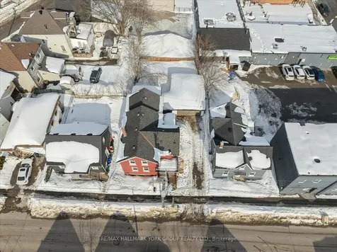 16 Albert Street N Orillia ON L3V 5K1