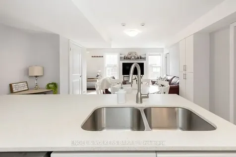 242 Penetanguishene Road Barrie ON L4M 7C2