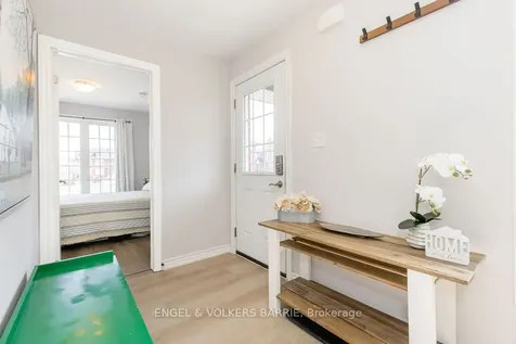 242 Penetanguishene Road Barrie ON L4M 7C2