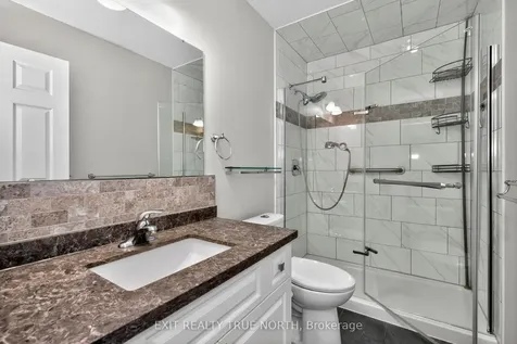 64 Gosney Crescent Barrie ON L4N 6T7