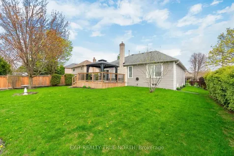 64 Gosney Crescent Barrie ON L4N 6T7
