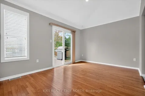 64 Gosney Crescent Barrie ON L4N 6T7