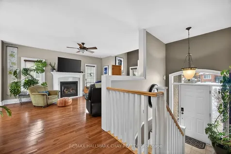 75 62nd Street S Wasaga Beach ON L9Z 1V5