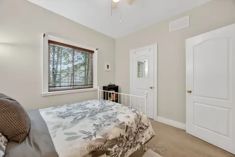75 62nd Street S Wasaga Beach ON L9Z 1V5