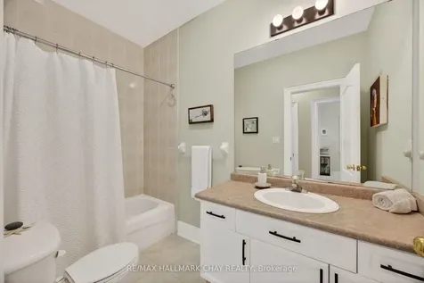 75 62nd Street S Wasaga Beach ON L9Z 1V5