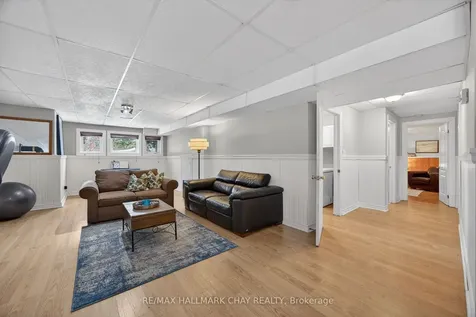 75 62nd Street S Wasaga Beach ON L9Z 1V5
