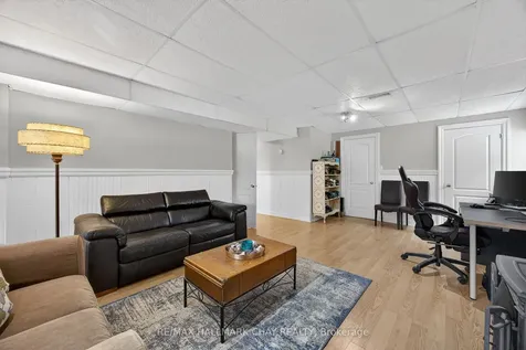 75 62nd Street S Wasaga Beach ON L9Z 1V5