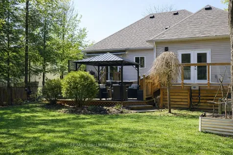 75 62nd Street S Wasaga Beach ON L9Z 1V5