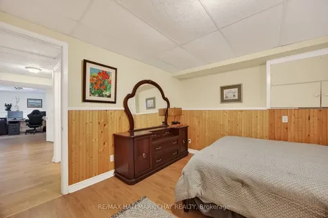 75 62nd Street S Wasaga Beach ON L9Z 1V5