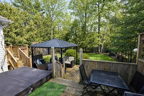 75 62nd Street S Wasaga Beach ON L9Z 1V5