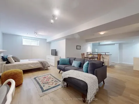 14 Gables Way Barrie ON L4N 8M3