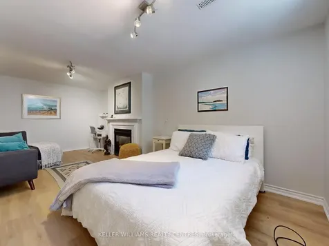 14 Gables Way Barrie ON L4N 8M3