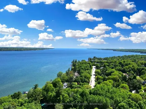 14 Gables Way Barrie ON L4N 8M3