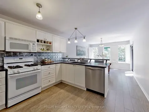 14 Gables Way Barrie ON L4N 8M3