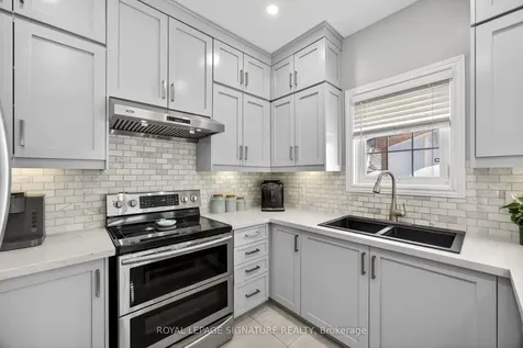 67 Penvill Trail Barrie ON L4N 5M8