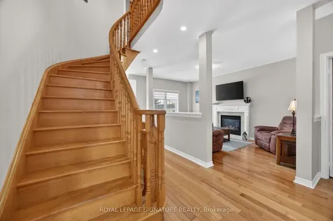 67 Penvill Trail Barrie ON L4N 5M8
