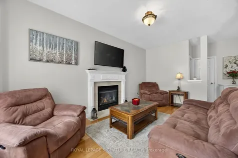 67 Penvill Trail Barrie ON L4N 5M8