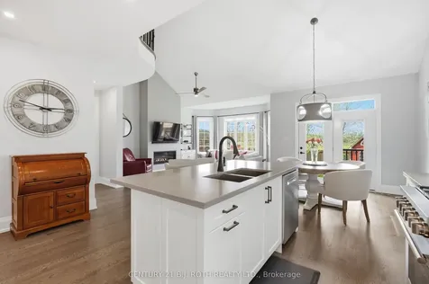 131 Trail Boulevard Springwater ON L9X 0S7