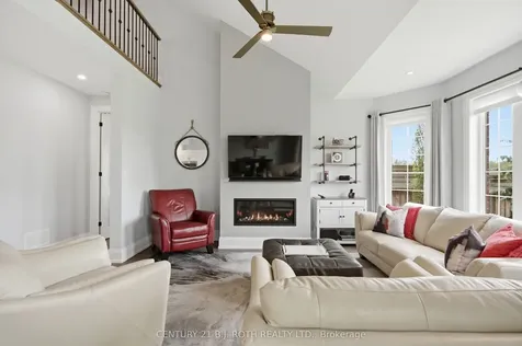 131 Trail Boulevard Springwater ON L9X 0S7