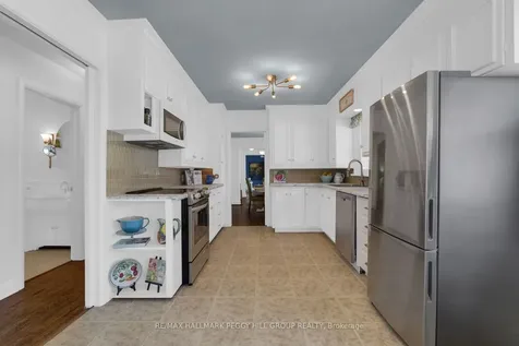 83 Eugenia Street Barrie ON L4M 1P9