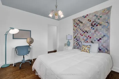 83 Eugenia Street Barrie ON L4M 1P9