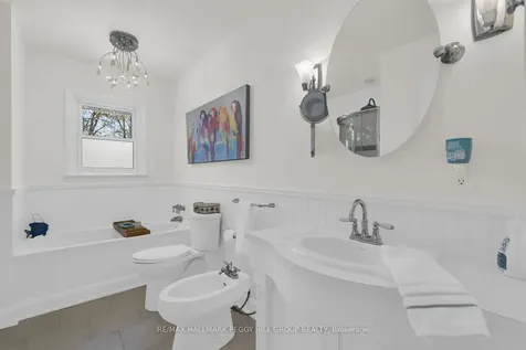 83 Eugenia Street Barrie ON L4M 1P9