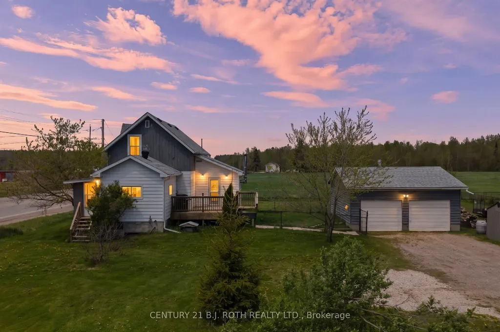 1006 Flos 4 Road E Springwater ON L0L 2K0