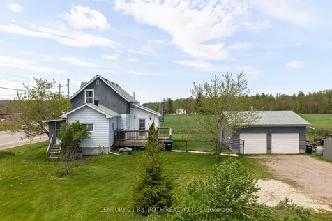 1006 Flos 4 Road E Springwater ON L0L 2K0