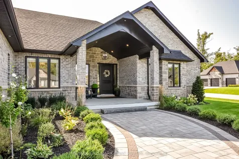 1 Morrison Place Springwater ON L9X 2A6