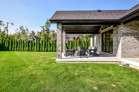1 Morrison Place Springwater ON L9X 2A6