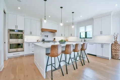 1 Morrison Place Springwater ON L9X 2A6