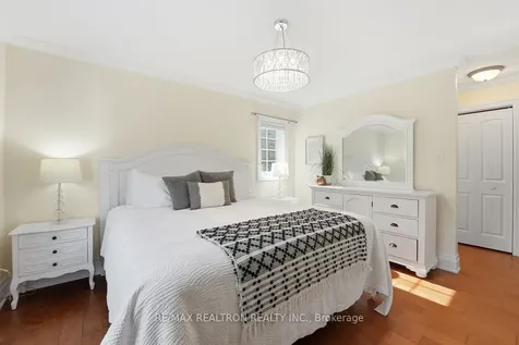 179 Greenway Drive Wasaga Beach ON L9Z 0E6