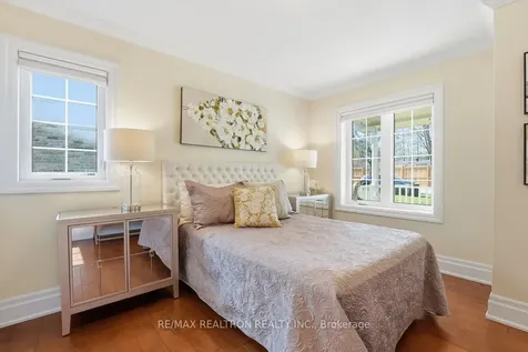 179 Greenway Drive Wasaga Beach ON L9Z 0E6