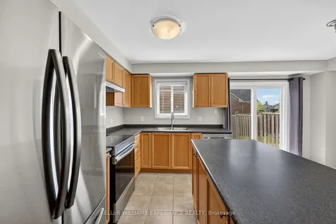 76 Commonwealth Road Barrie ON L4M 0C9