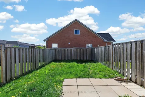 76 Commonwealth Road Barrie ON L4M 0C9