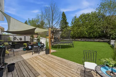 23 Gosney Crescent Barrie ON L4N 6T6